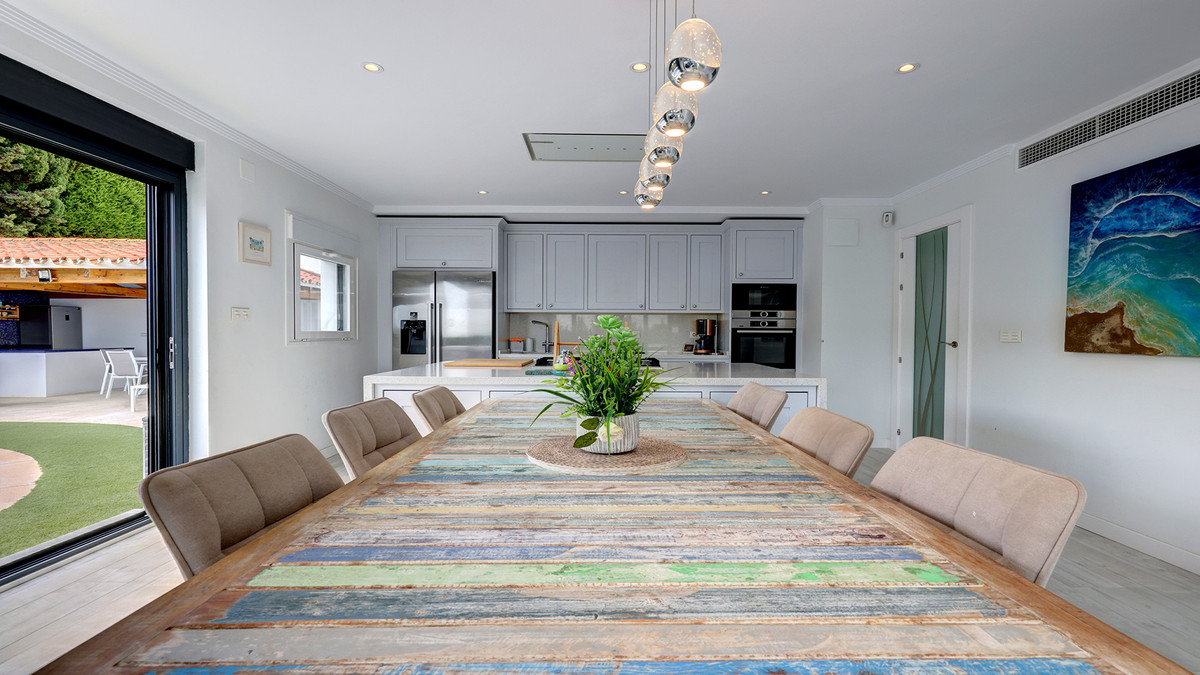 c9ae690f03b1c0ddddcc6df89e18540e - 14