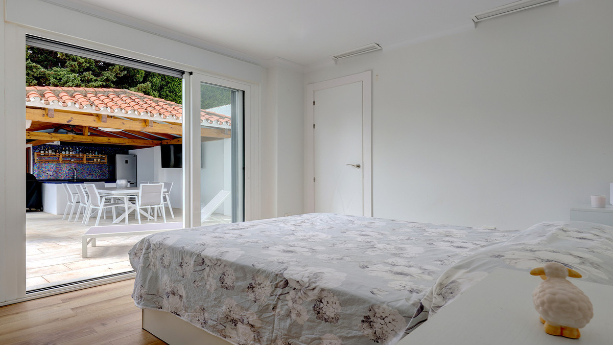 c9ae690f03b1c0ddddcc6df89e18540e - 17