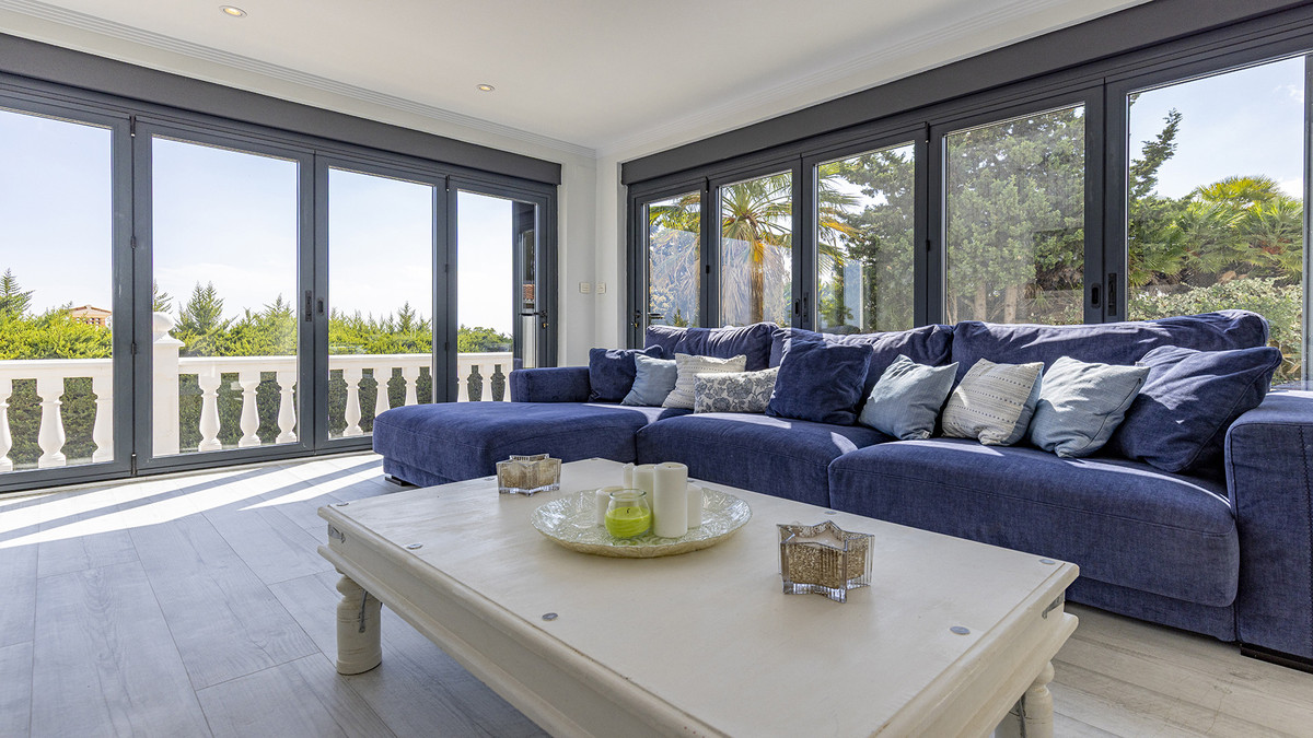 c9ae690f03b1c0ddddcc6df89e18540e - 2