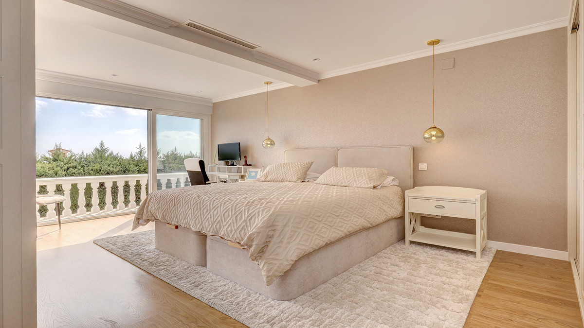 c9ae690f03b1c0ddddcc6df89e18540e - 20