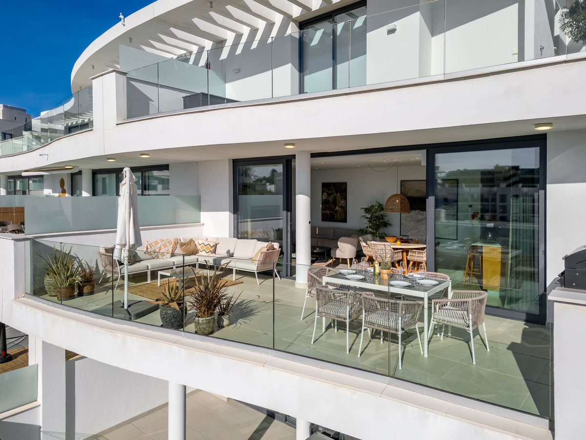 ca61273f9db99172b5014912e92267f6 - 1