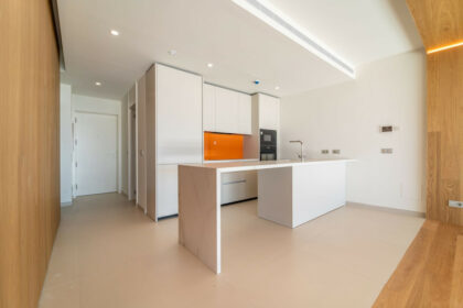 cb1b81d3a3957c22aa07ba778172bc77 - 14