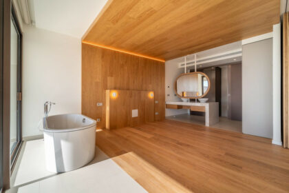 cb1b81d3a3957c22aa07ba778172bc77 - 15