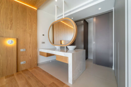 cb1b81d3a3957c22aa07ba778172bc77 - 16