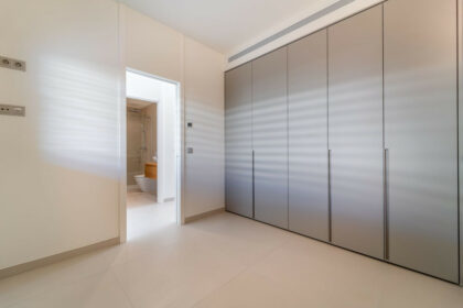 cb1b81d3a3957c22aa07ba778172bc77 - 23