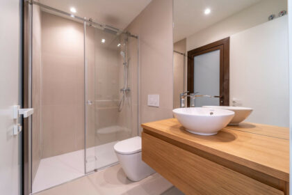 cb1b81d3a3957c22aa07ba778172bc77 - 24