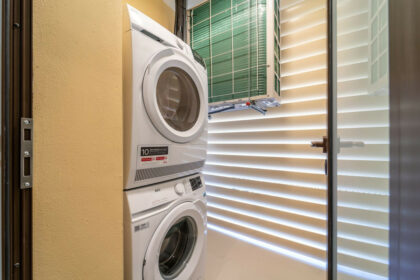 cb1b81d3a3957c22aa07ba778172bc77 - 25