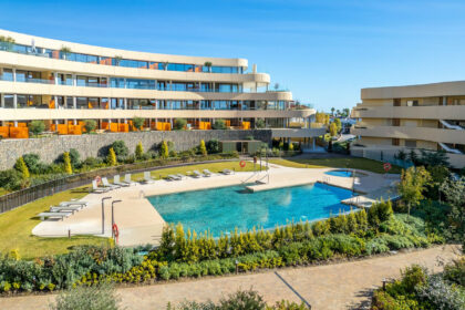 cb1b81d3a3957c22aa07ba778172bc77 - 28