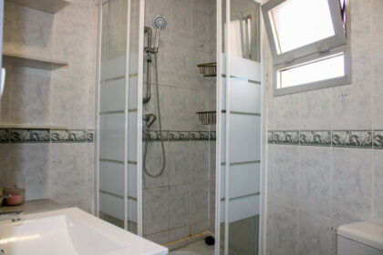 cb8687193cef9c79103bb498a588e039 - 10