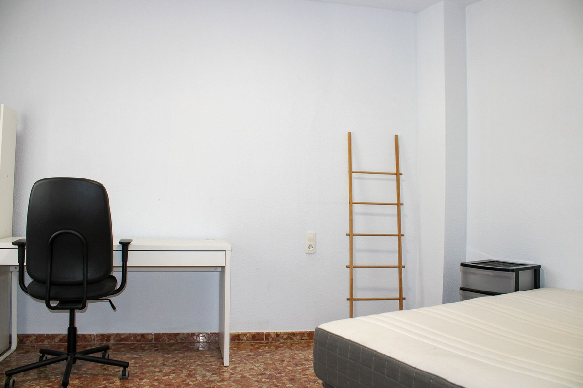 cb8687193cef9c79103bb498a588e039 - 14