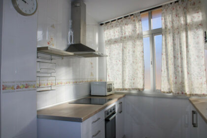 cb8687193cef9c79103bb498a588e039 - 2