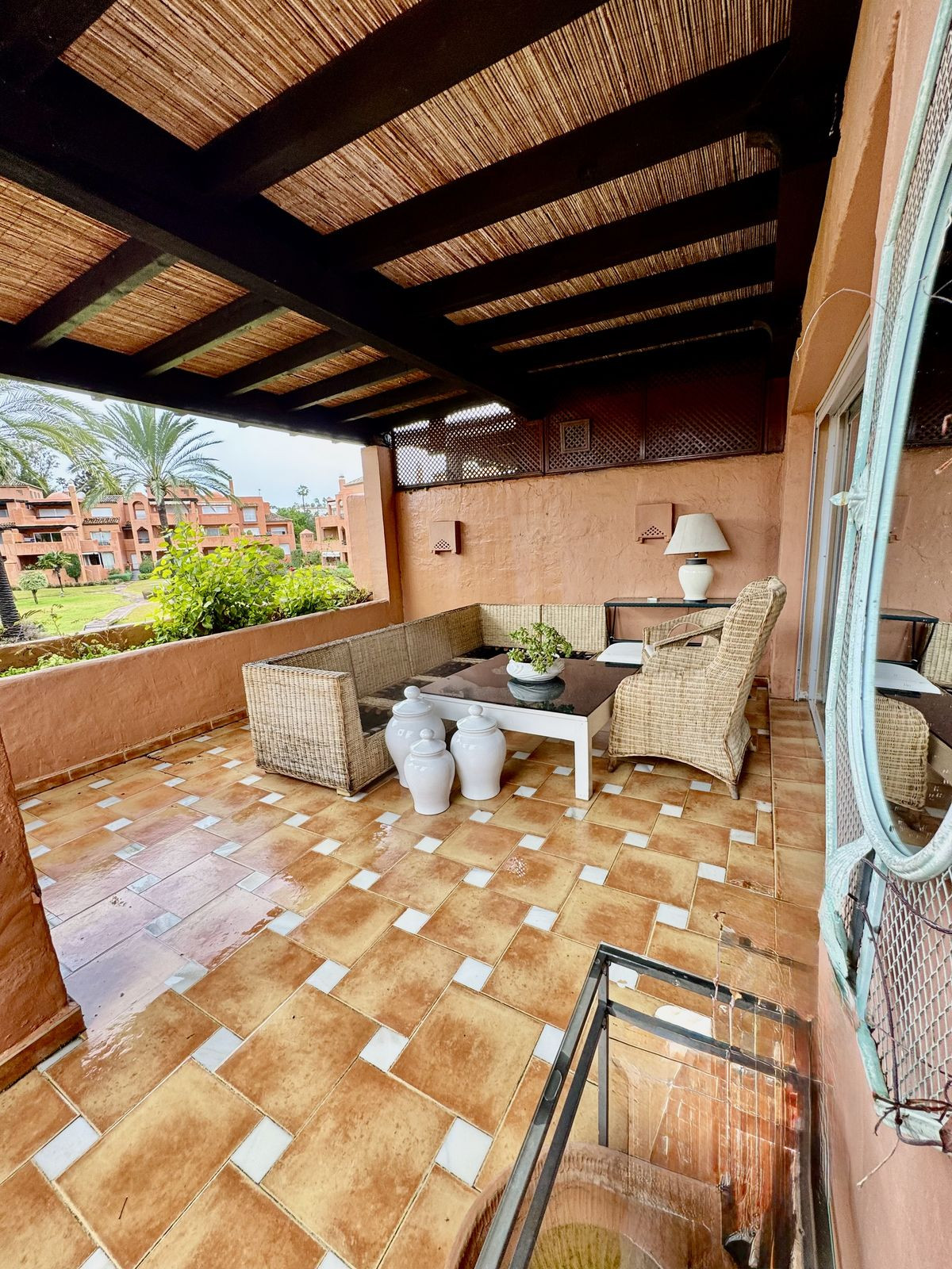 cbfbc7bf5b90e553965c09f9f7f82c12 - 2