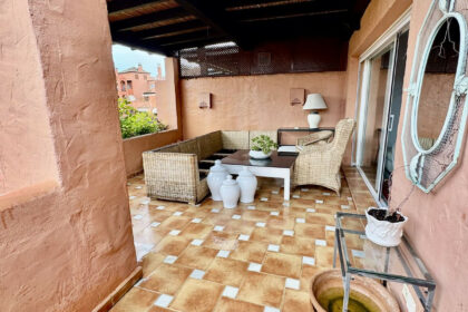 cbfbc7bf5b90e553965c09f9f7f82c12 - 4