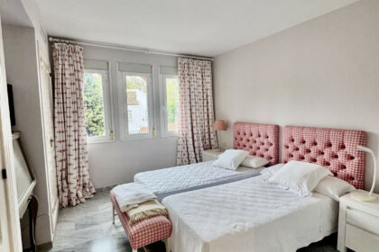 cbfbc7bf5b90e553965c09f9f7f82c12 - 8