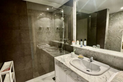 cbfbc7bf5b90e553965c09f9f7f82c12 - 9