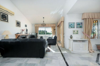 cd2115b8c340eacb50d61e8531730a9f - 10