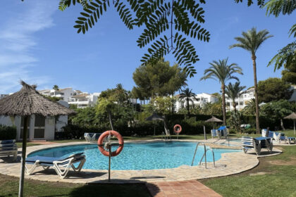 cfce7b0b451928f88c11e240d62380e8 - 1