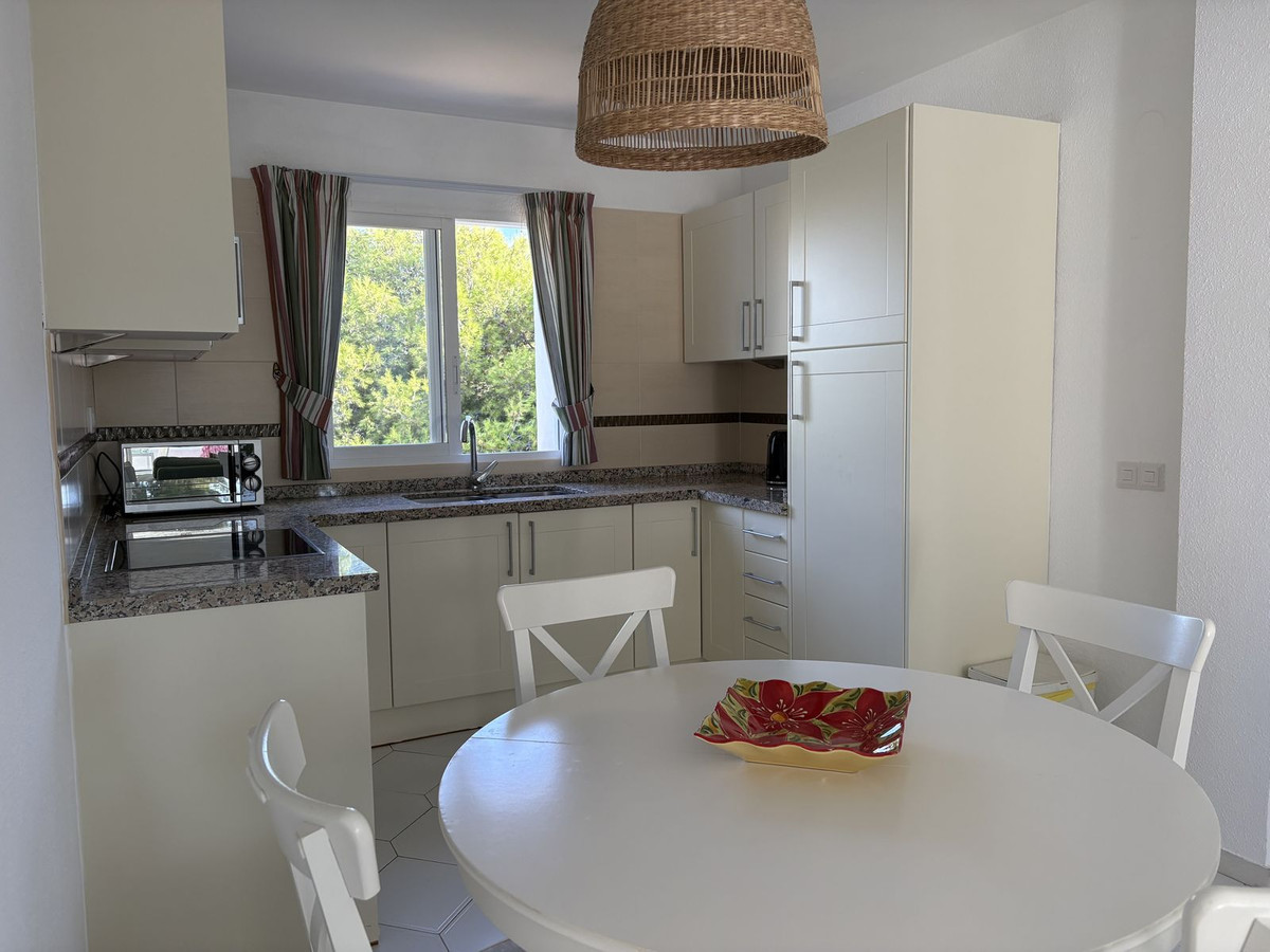 cfce7b0b451928f88c11e240d62380e8 - 9