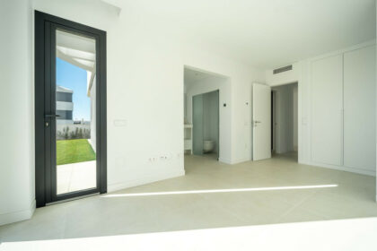 d000a4842a507ad234dc720829c9edba - 16