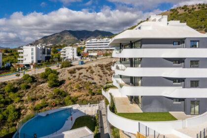 d000a4842a507ad234dc720829c9edba - 23