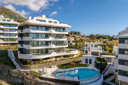 d000a4842a507ad234dc720829c9edba - 25