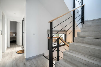 d0f524b01416660eda3ca16bef409d6c - 12