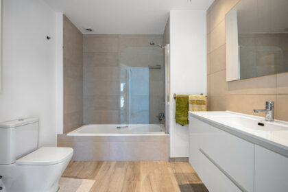 d0f524b01416660eda3ca16bef409d6c - 15