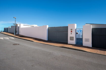 d0f524b01416660eda3ca16bef409d6c - 24