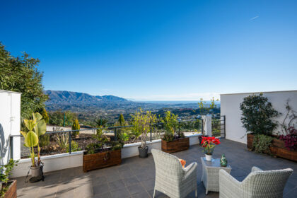 d0f524b01416660eda3ca16bef409d6c - 3