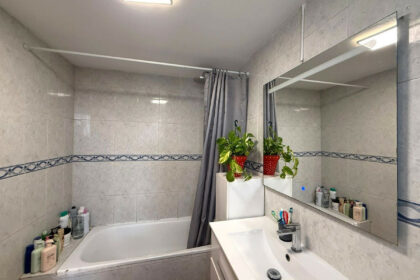 d0fba03c667f01341cd25165b3c3ebd4 - 21