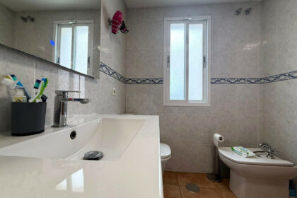 d0fba03c667f01341cd25165b3c3ebd4 - 22