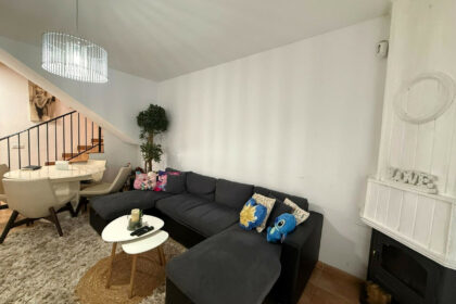 d0fba03c667f01341cd25165b3c3ebd4 - 4