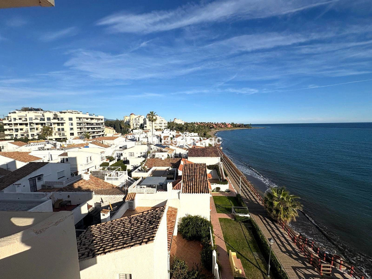 d3977c06d8daa46f25cf10543b02cde0 - 10