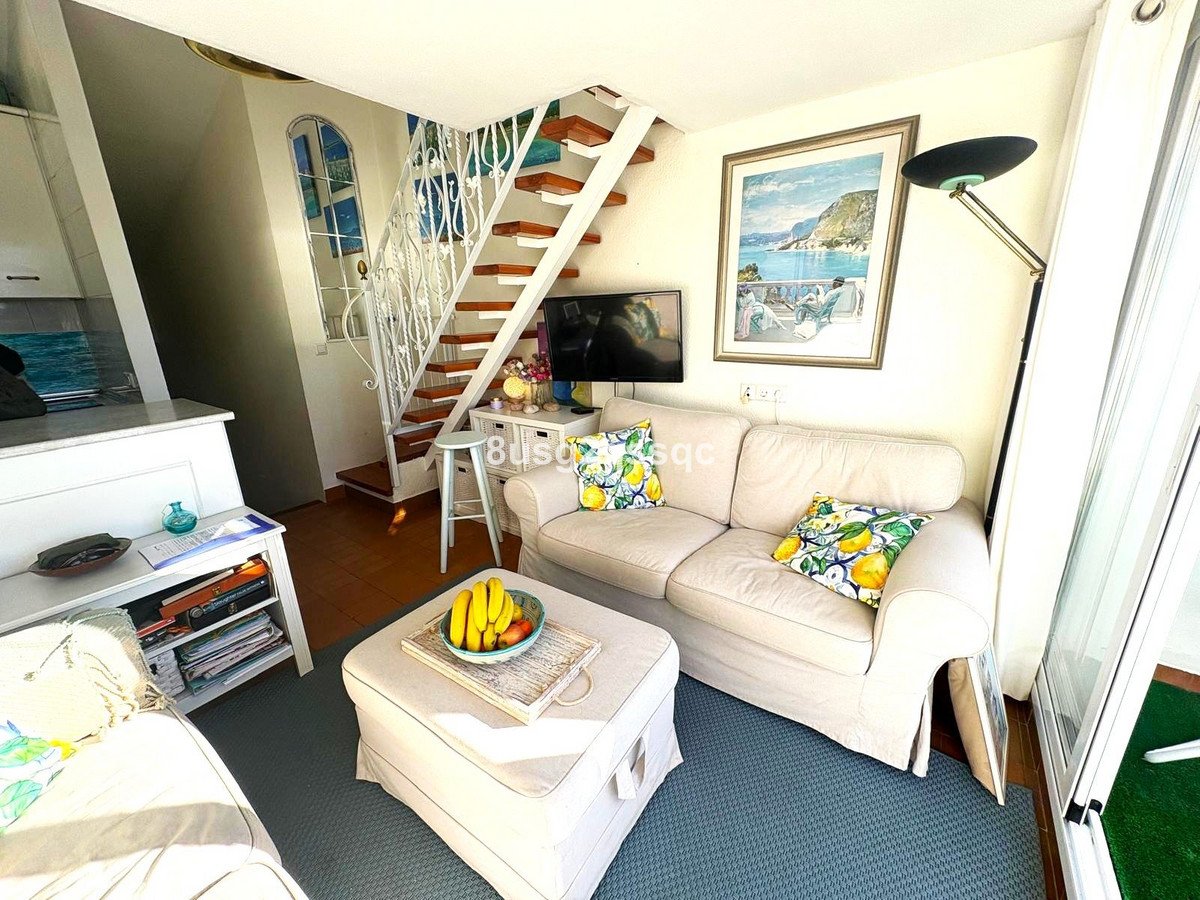 d3977c06d8daa46f25cf10543b02cde0 - 13