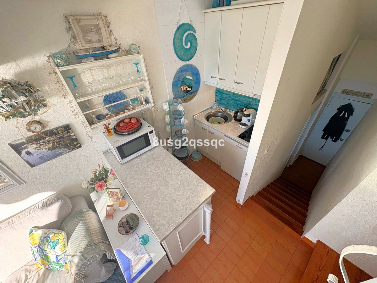 d3977c06d8daa46f25cf10543b02cde0 - 3