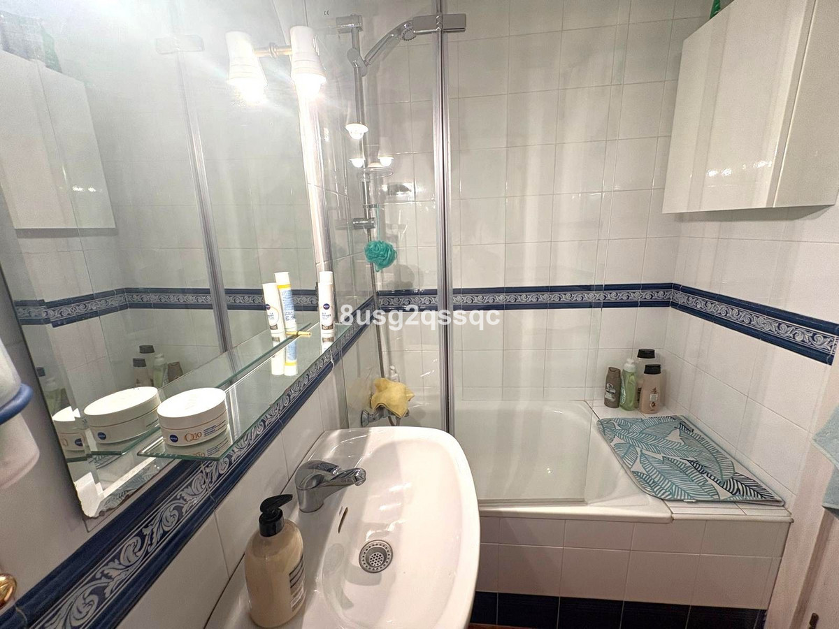 d3977c06d8daa46f25cf10543b02cde0 - 8