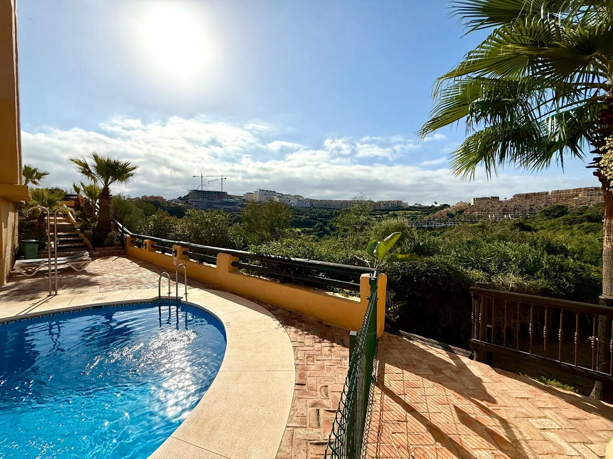 d3c6da9ed71c0a6c0b0bf789d1e81c54 - 1