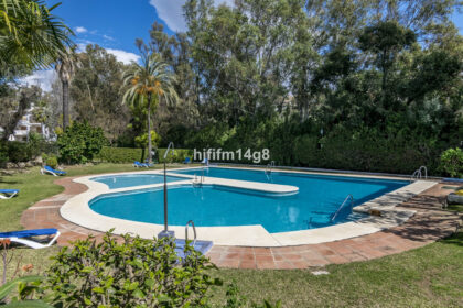 d420b9f360a99d23159623a1b0f6846c - 16