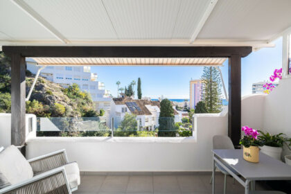 d463444edd76f8017f79b92f4bf04fc1 - 8