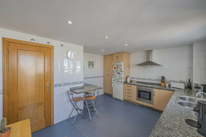 d4bfacd911975a70c0fa7f9e7b1bd8d1 - 36