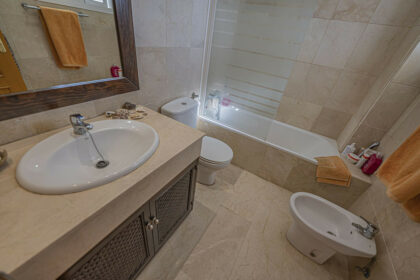 d4bfacd911975a70c0fa7f9e7b1bd8d1 - 38