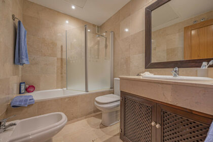 d4bfacd911975a70c0fa7f9e7b1bd8d1 - 41