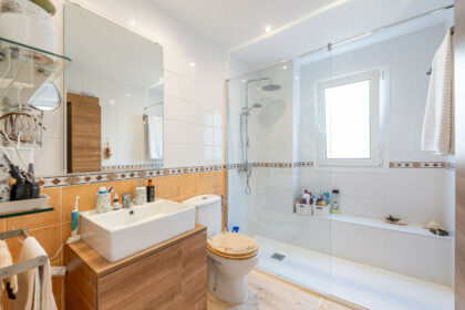 d59b2e76c6a4aded121ecc06a650c2ac - 20