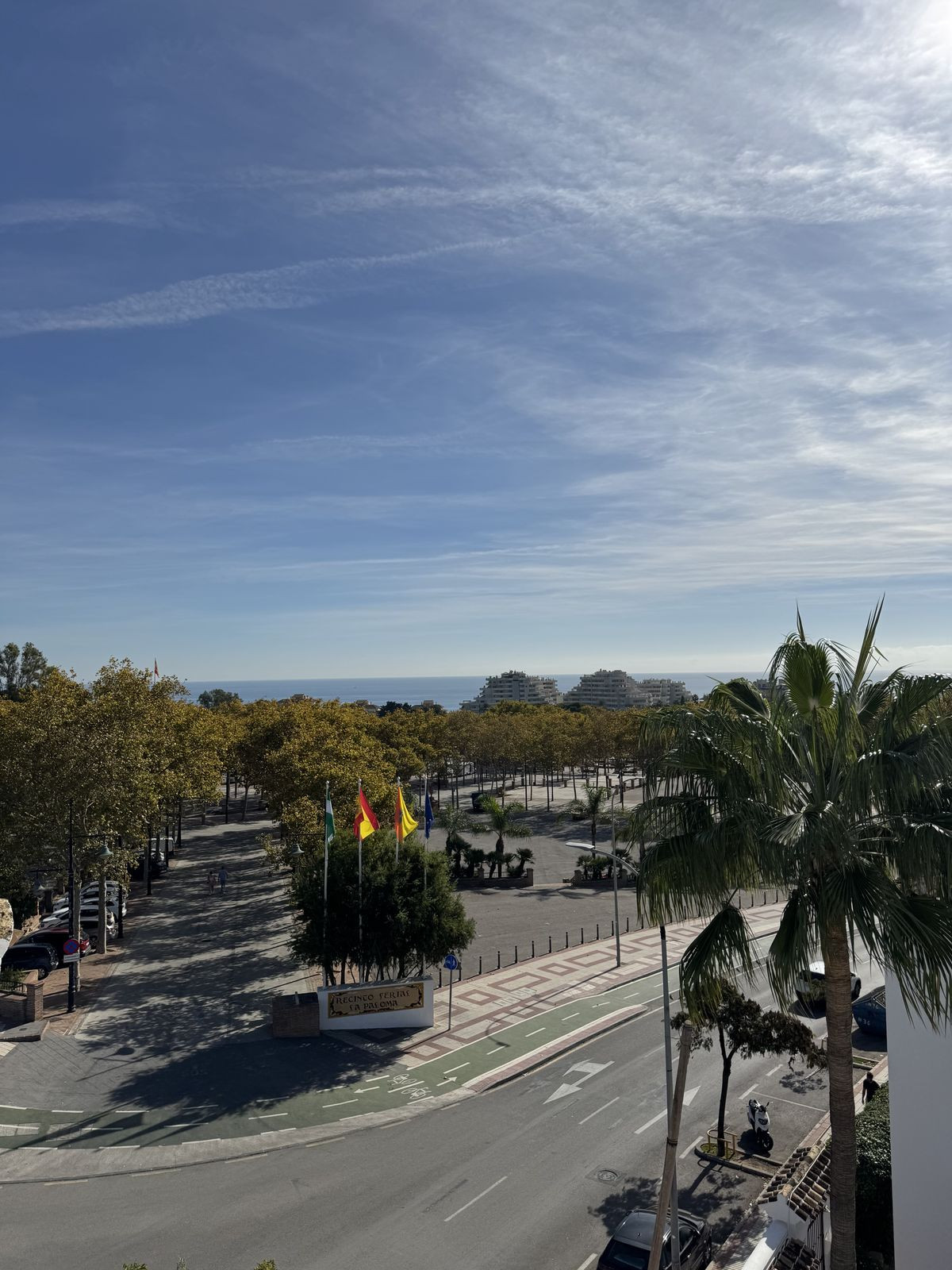 d6922d64e220b895e788586b379fe4f3 - 13