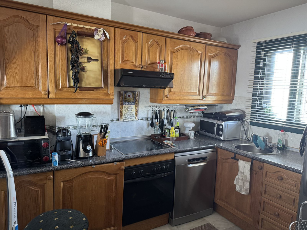 d6922d64e220b895e788586b379fe4f3 - 15