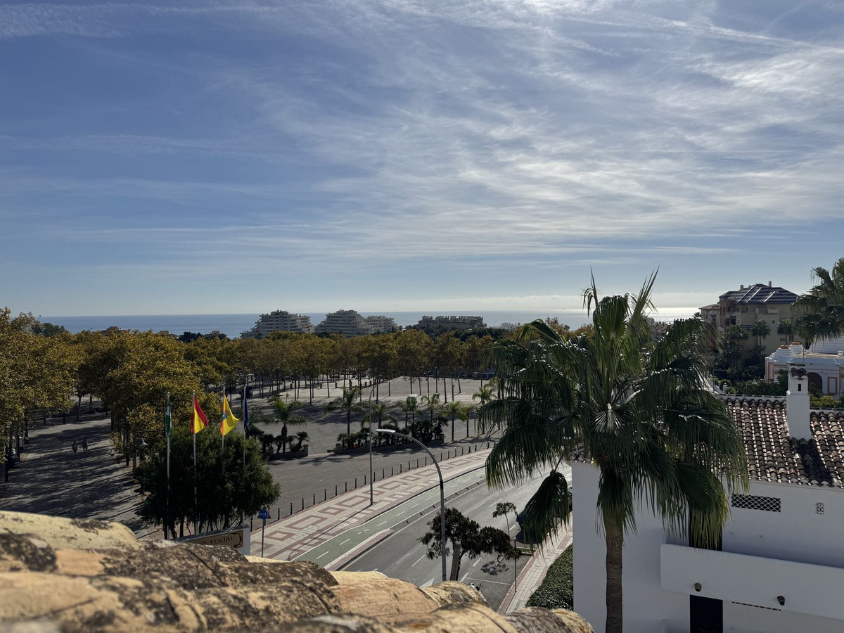 d6922d64e220b895e788586b379fe4f3 - 19