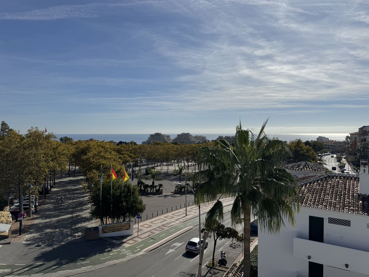 d6922d64e220b895e788586b379fe4f3 - 20