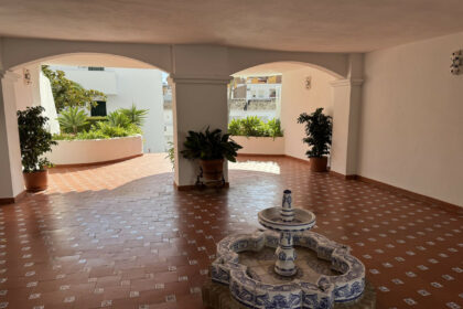 d6922d64e220b895e788586b379fe4f3 - 24