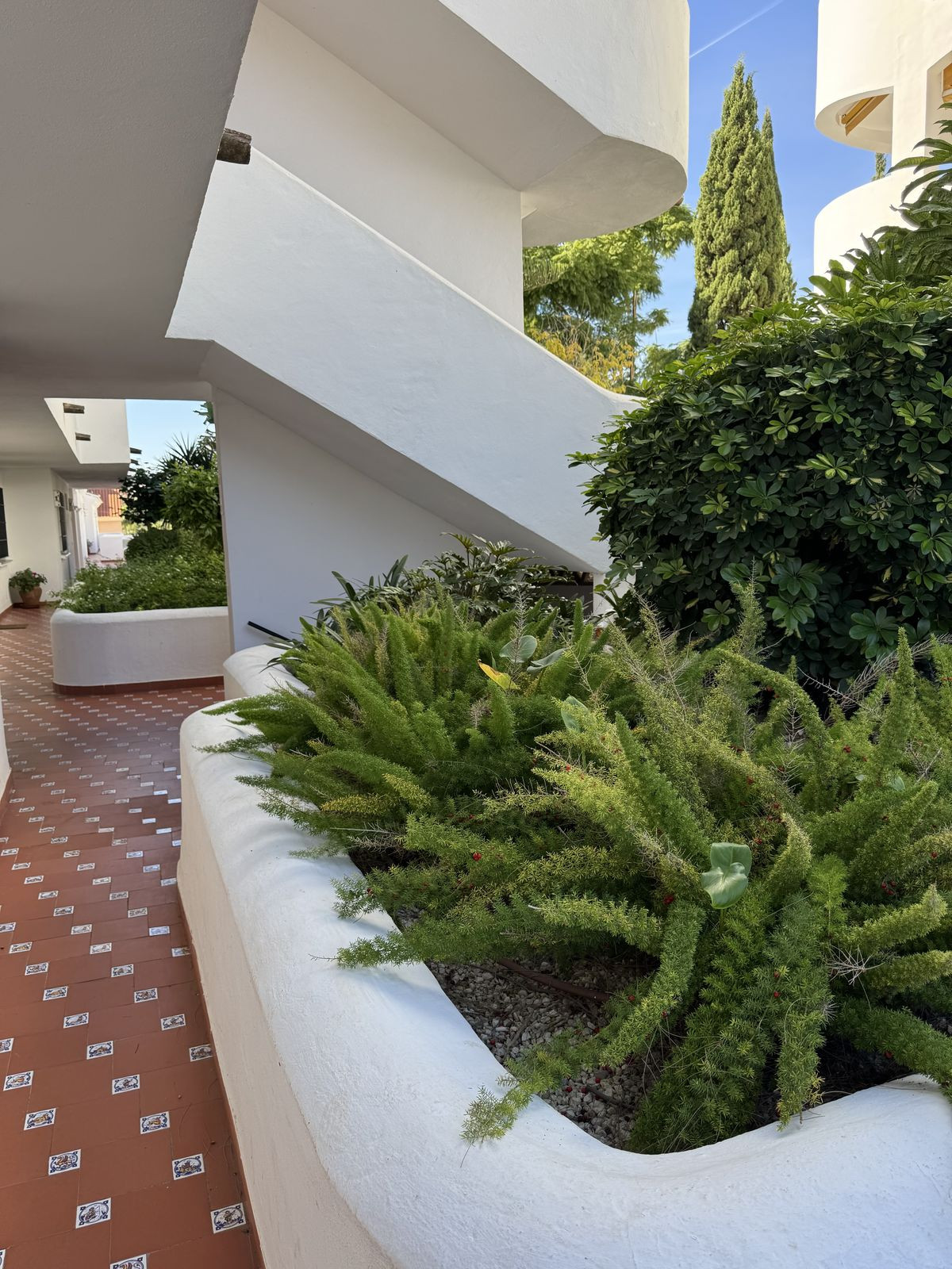 d6922d64e220b895e788586b379fe4f3 - 30