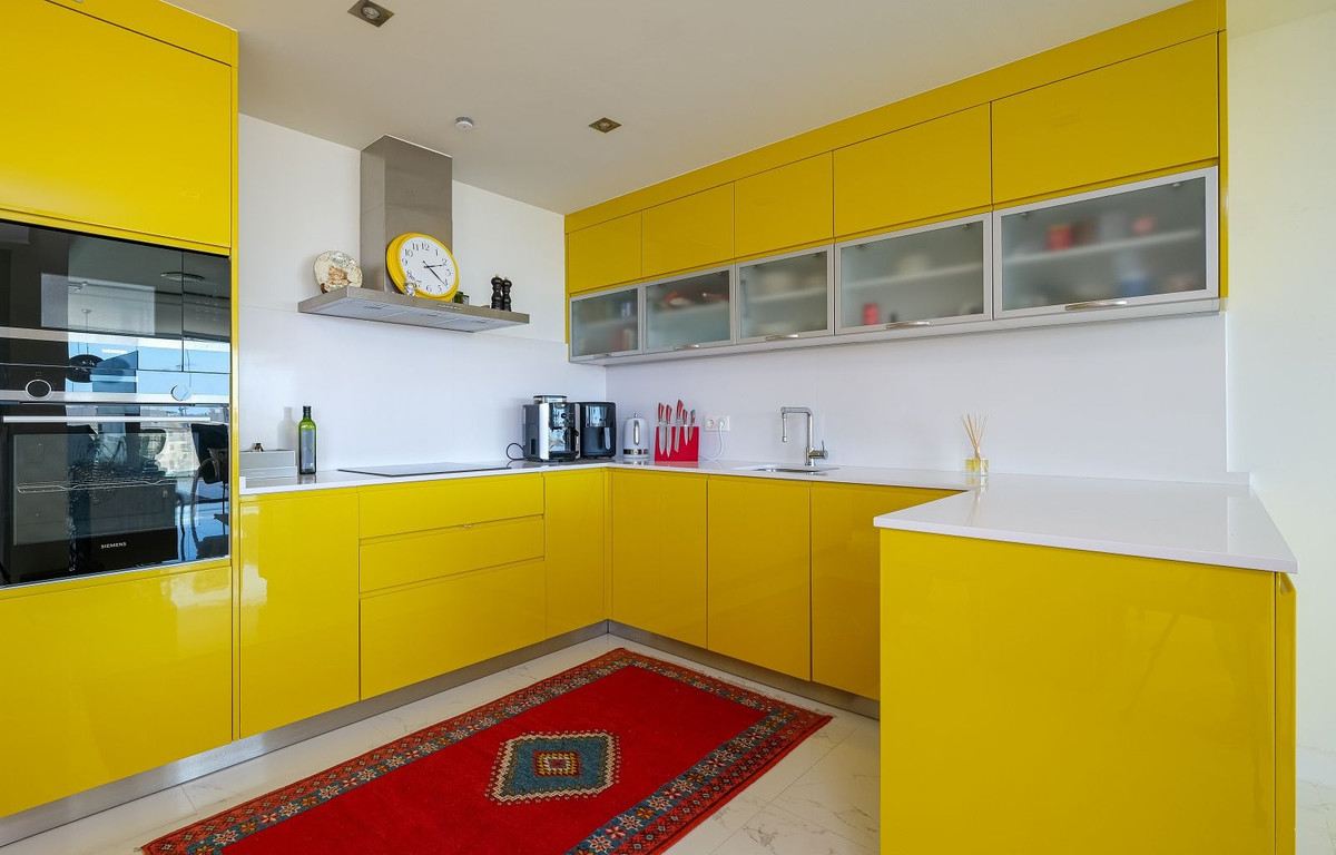 d79d0ba83bd399cc3a354a79eeadc539 - 6